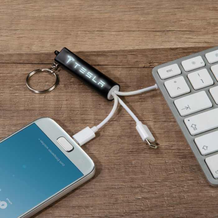 Kulcstartó USB töltőkábellel, fekete