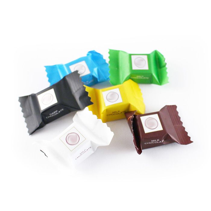 Céges Karácsonyi Ajándék: Csokikockák egyedi dobozkában, karácsonyra Karácsonyi Céges Ajándék: Csokikockák egyedi dobozkában, karácsonyra