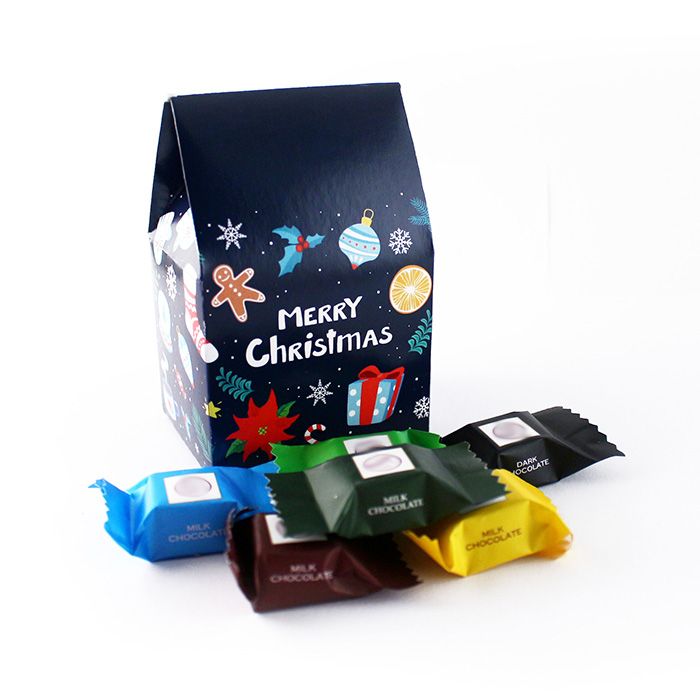 Céges Karácsonyi Ajándék: Színes csokikockák céglogós papírdobozban, karácsony Karácsonyi Céges Ajándék: Színes csokikockák céglogós papírdobozban, karácsony