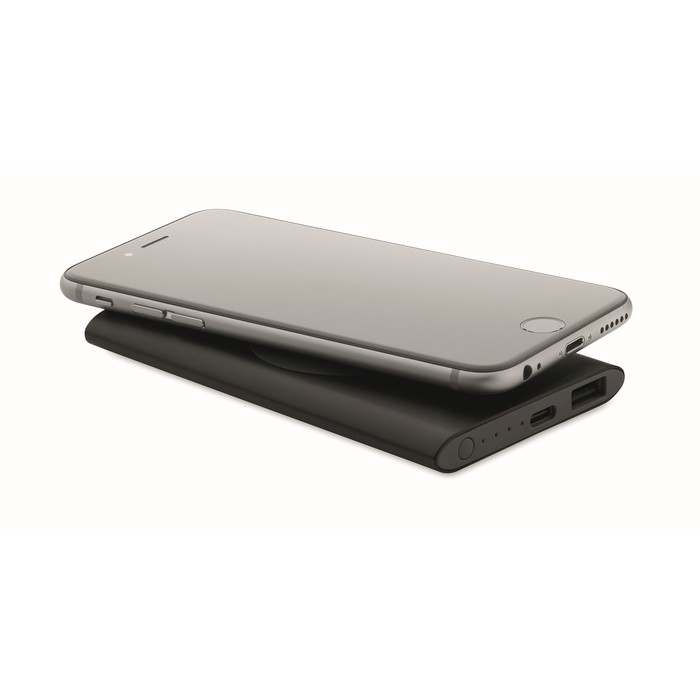 Reklámajándék | Powerplus 5000mAh 15W vez.n. powerbank, fekete