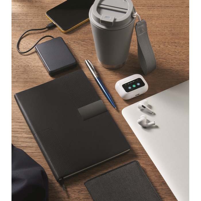 Treze A5 PU puhafedeles jegyzetfüzet, fekete | Reklámajándék, reklámtárgy, céges ajándék, egyedi reklámajándék Reklámajándék | Treze A5 PU puhafedeles jegyzetfüzet, fekete